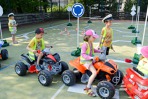 MŠ - Mobilní dopravní hřiště, barevná třída (21. 6. 2017)